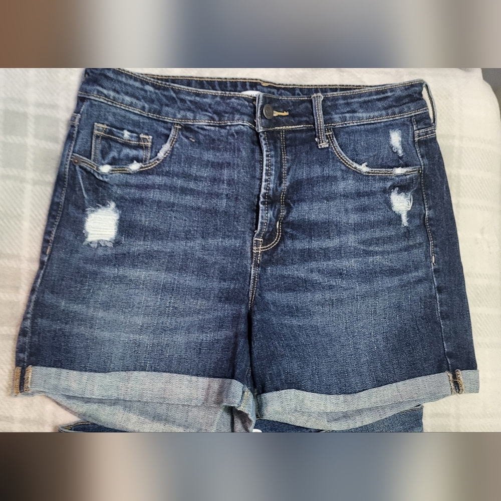Lot of 3 Pairs of Old Navy Denim Cuffed Shorts Size 8 Excellent Condition - Picture 3 of 16